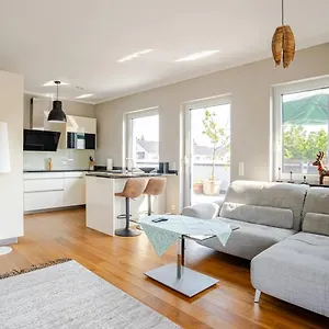 Luxurioese Mit Terrasse, Balkon Und Wasserbett - 24h Check-in Apartment
