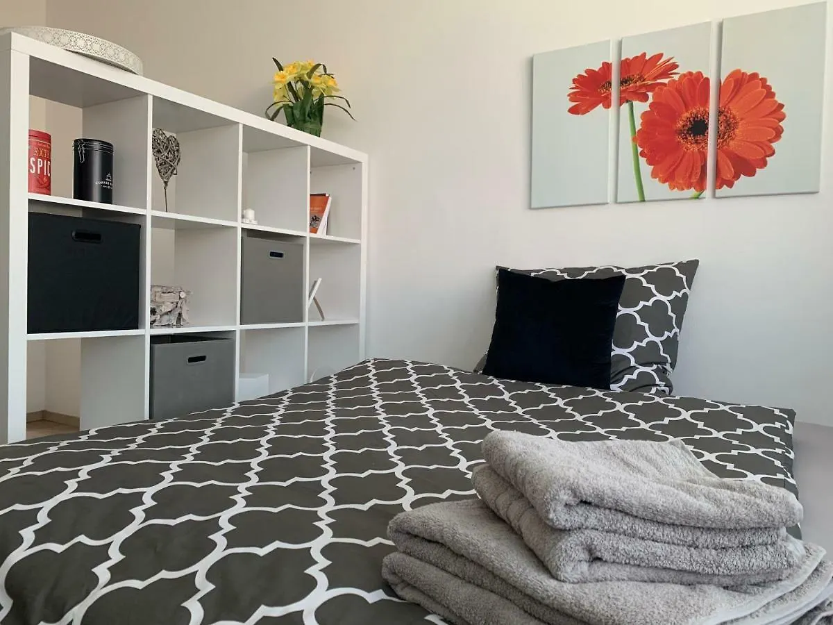 Moderner Bungalow, 20 Minuten bis Hannover City, 24h Check-In Garbsen Deutschland