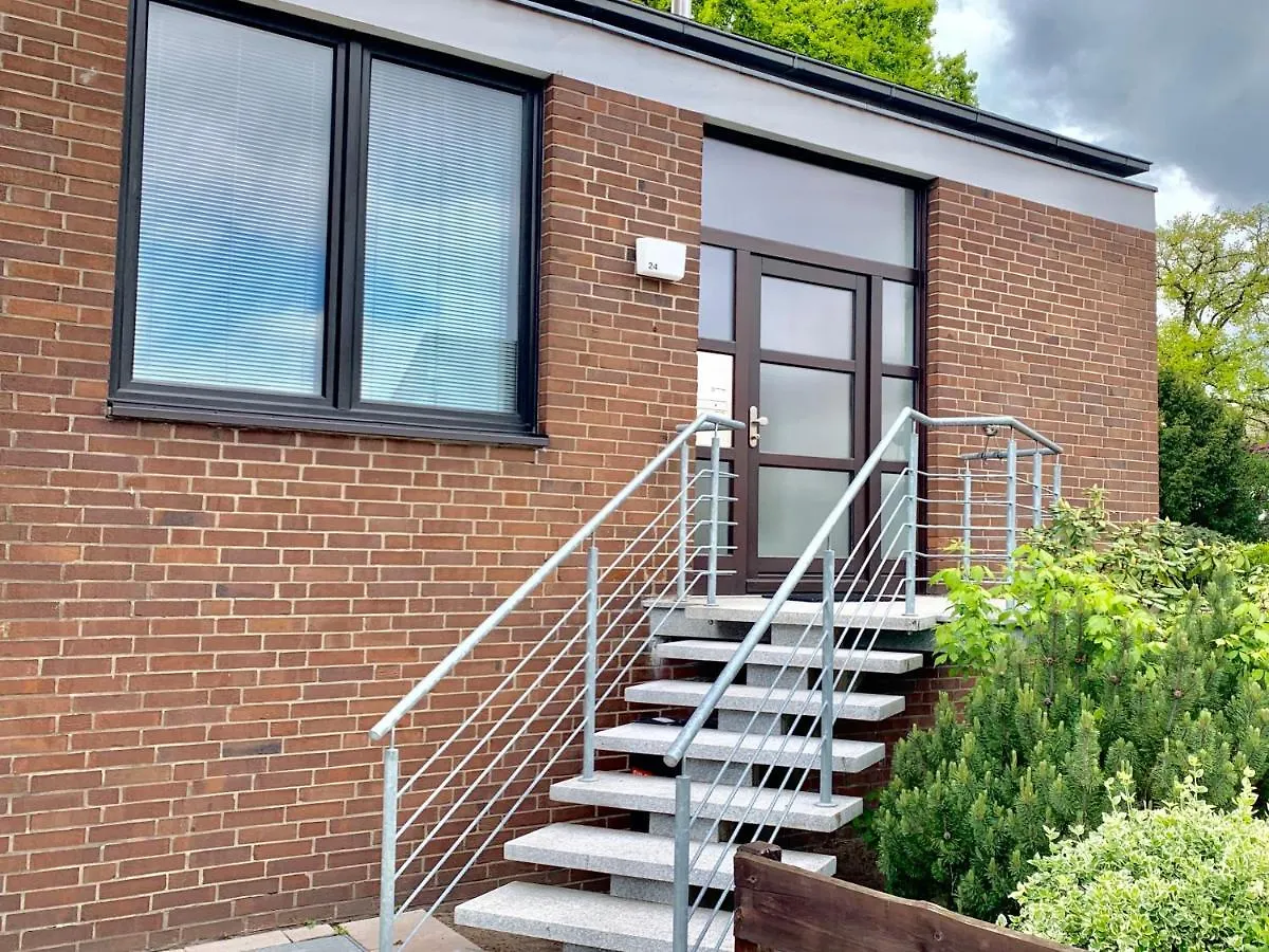 Moderner Bungalow, 20 Minuten bis Hannover City, 24h Check-In Garbsen